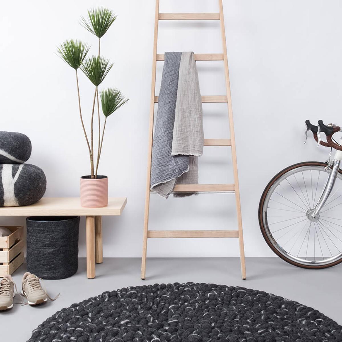 Felt Ball Rug Kurt Round – image 5