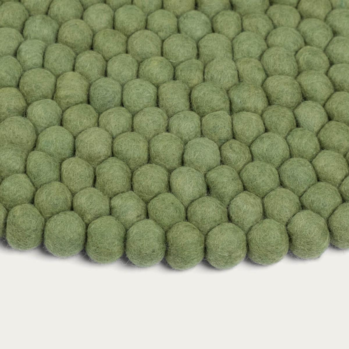 Felt Ball Rug Kaspar Round – image 3