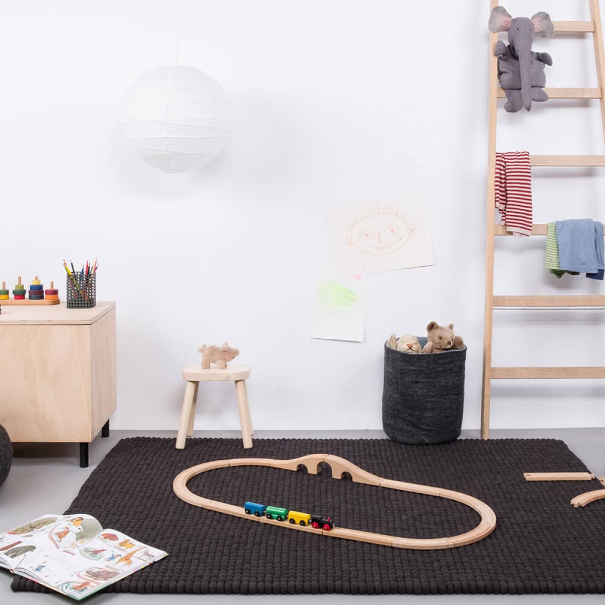 Felt Ball Rug Kuno Square – image 7