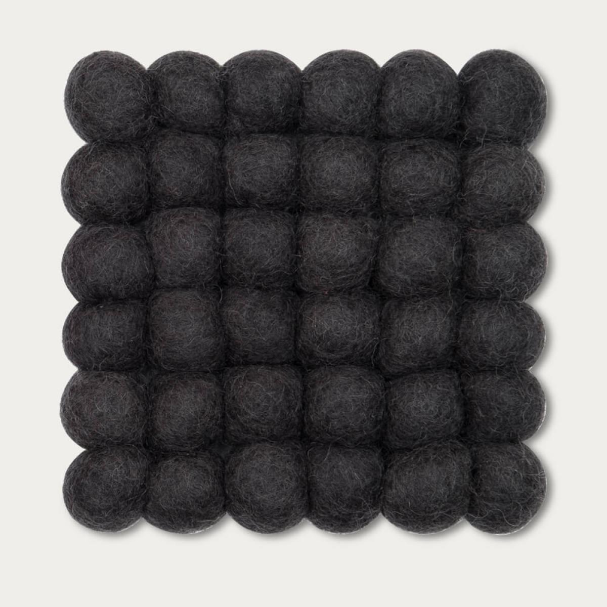 Felt Ball Rug Kuno Square – image 9