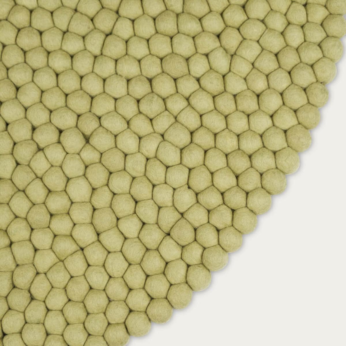 Felt Ball Rug Pitt Round – image 2