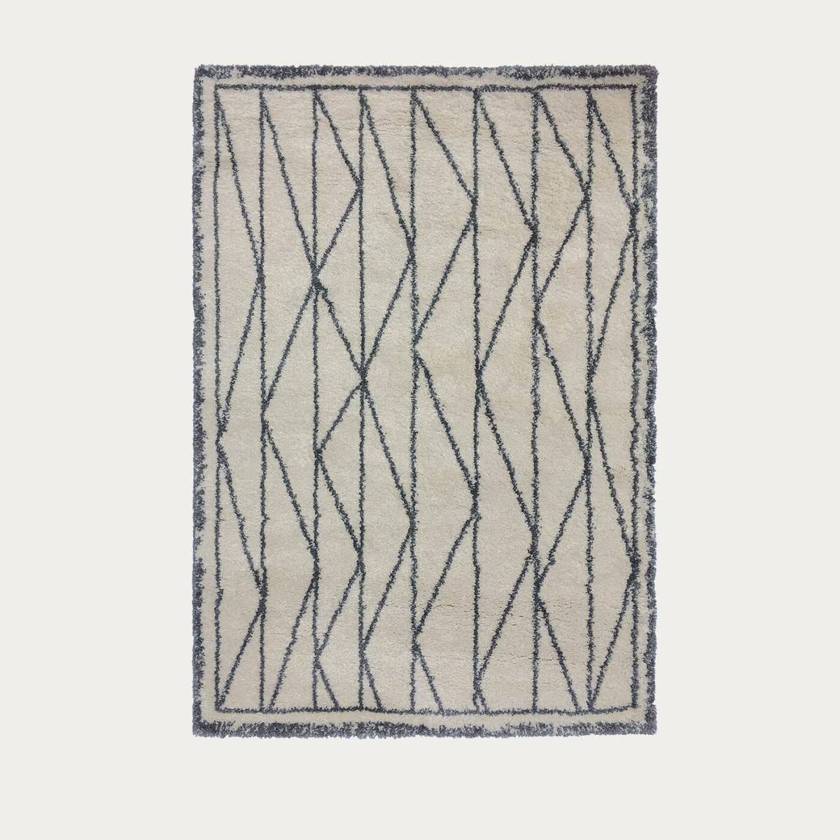 Pyramid Rug – image 1