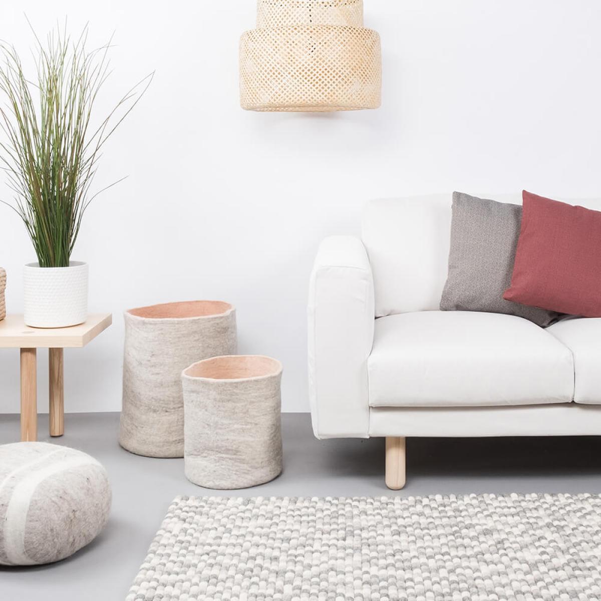 Felt Ball Rug Hella Square – image 4