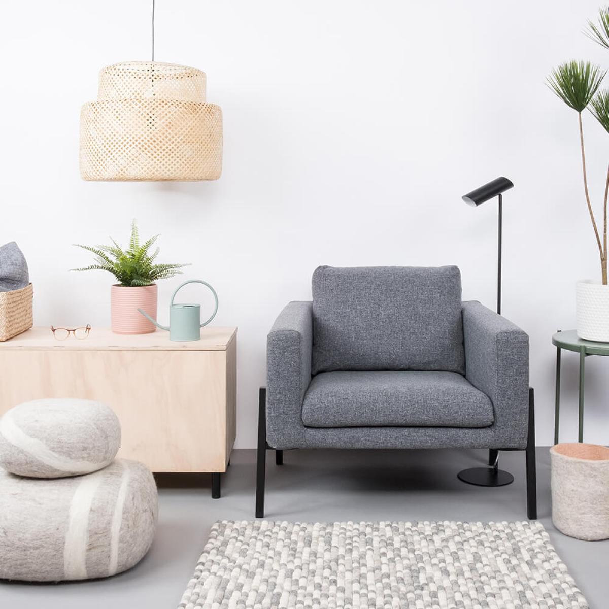 Felt Ball Rug Hella Square – image 5