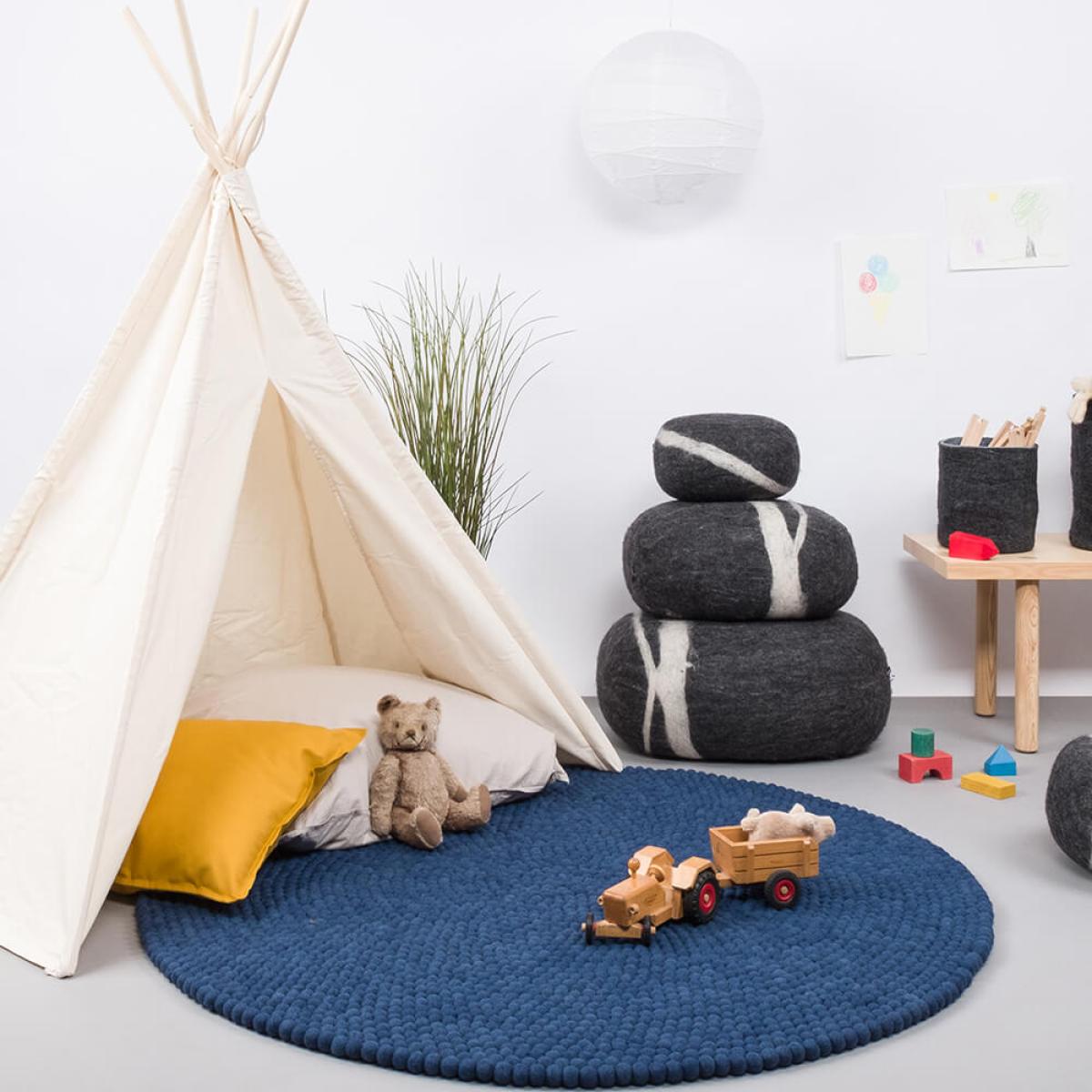 Felt Ball Rug Alva Round – image 7