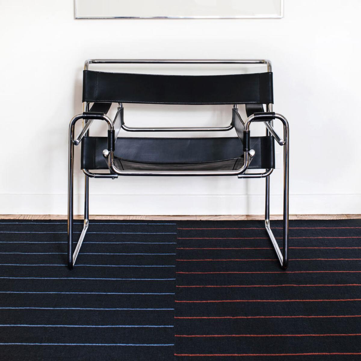 Black Barber Rug – image 2