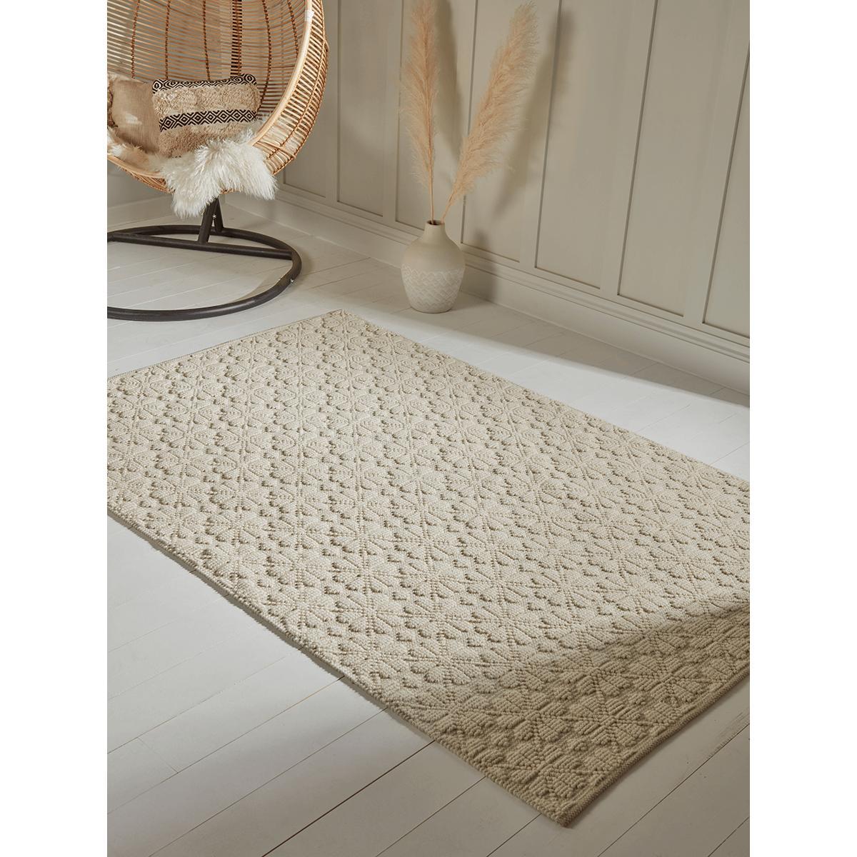Flora Textured Rug – image 1