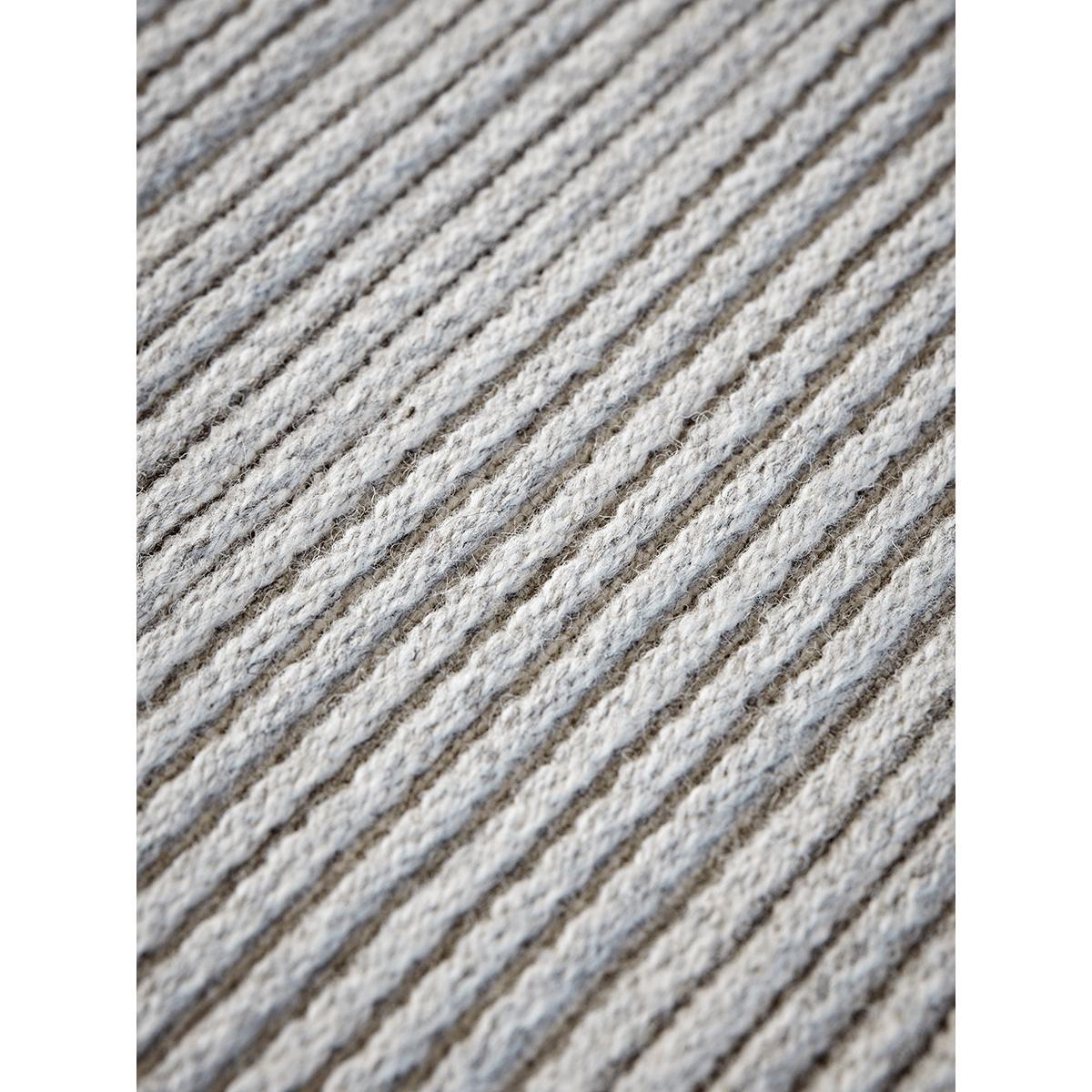 Esther Rug – image 5