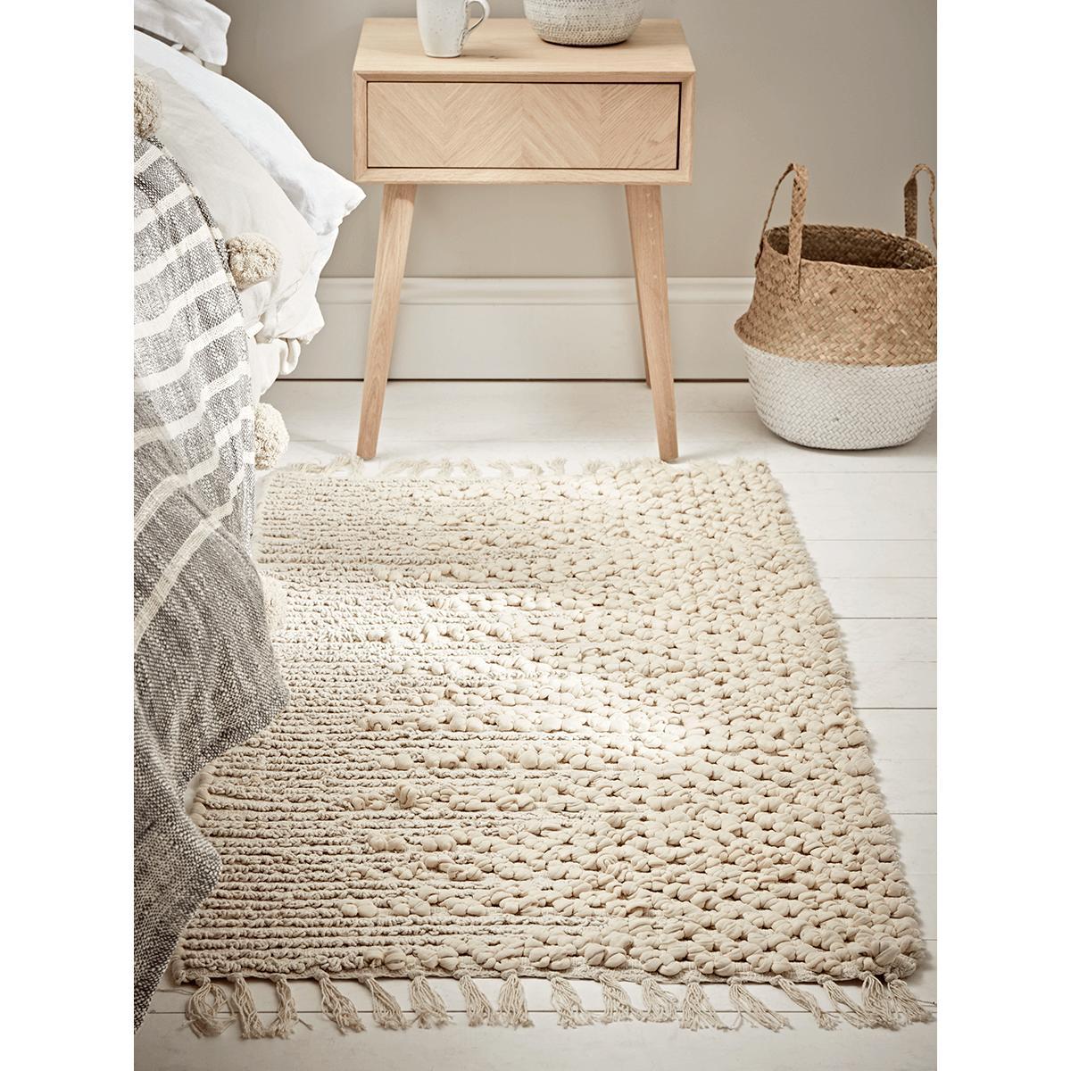 Tula Bedside Rug – image 1