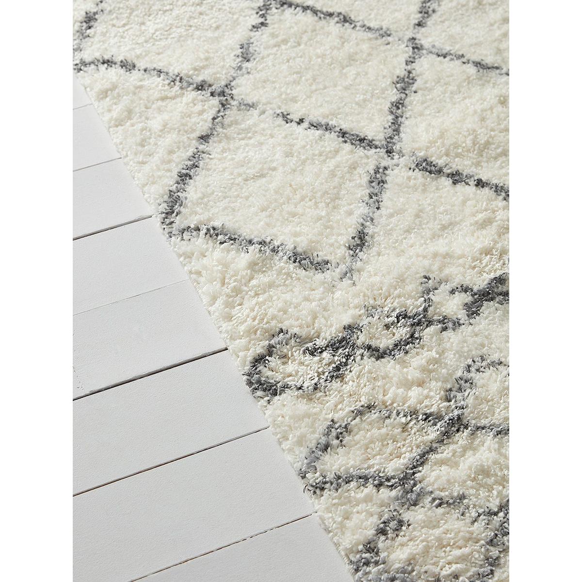 Adilah Rug – image 3