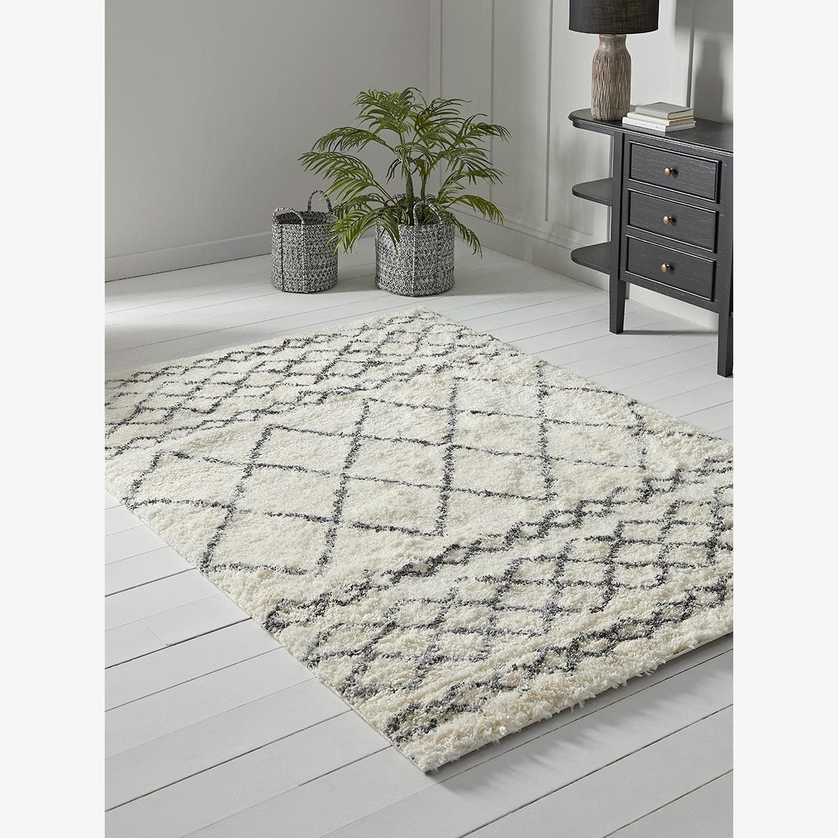 Adilah Rug – image 1