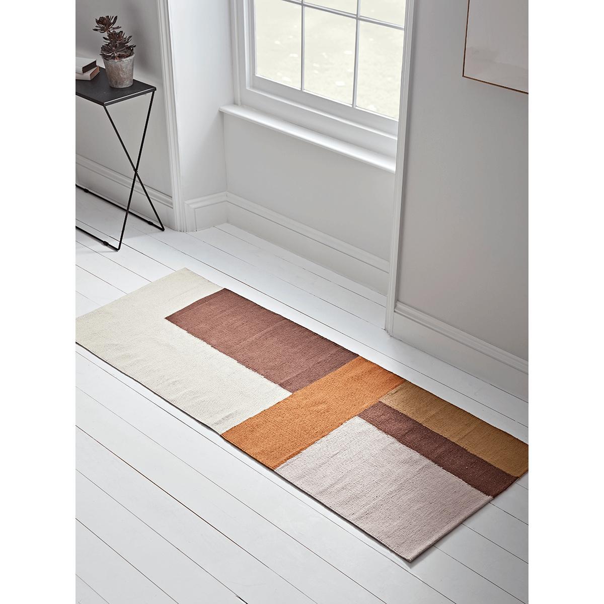 Kaia Runner – image 1