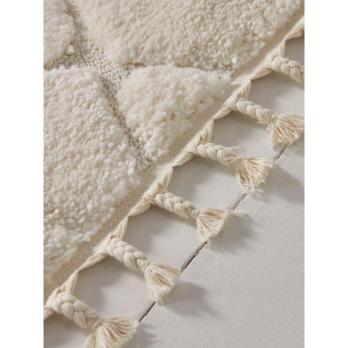 Claudia Rug - Large – image 4