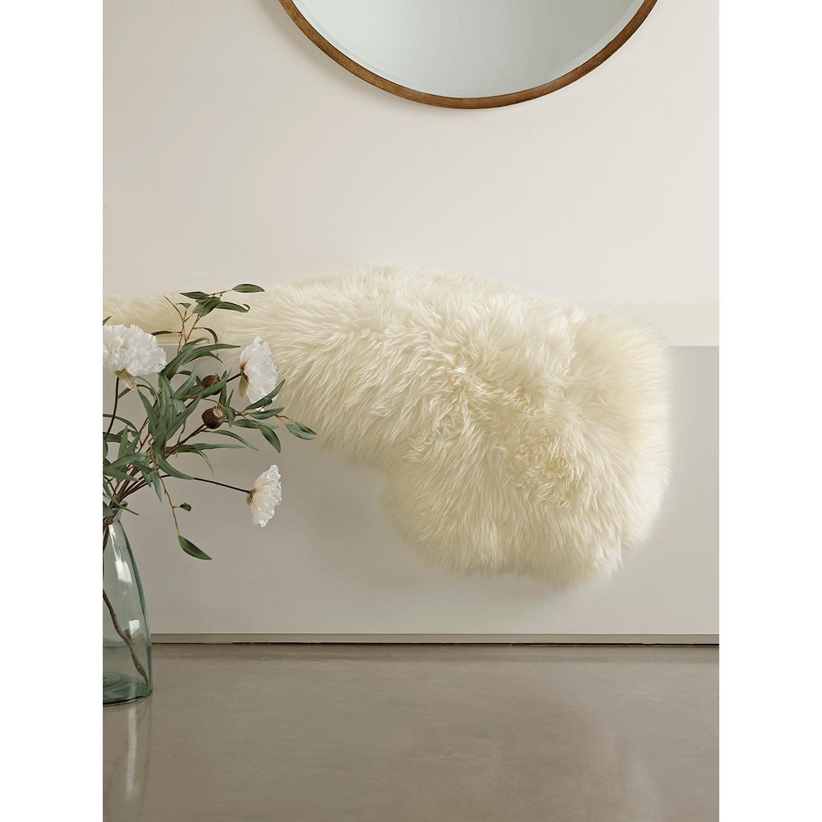 Sumptuous Sheepskin Single Rug - Ivory – image 1