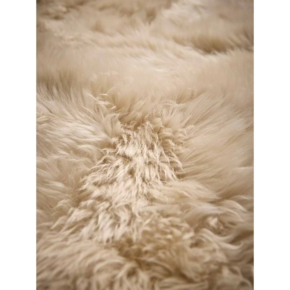 Sumptuous Sheepskin Sexto Rug - Natural – image 2