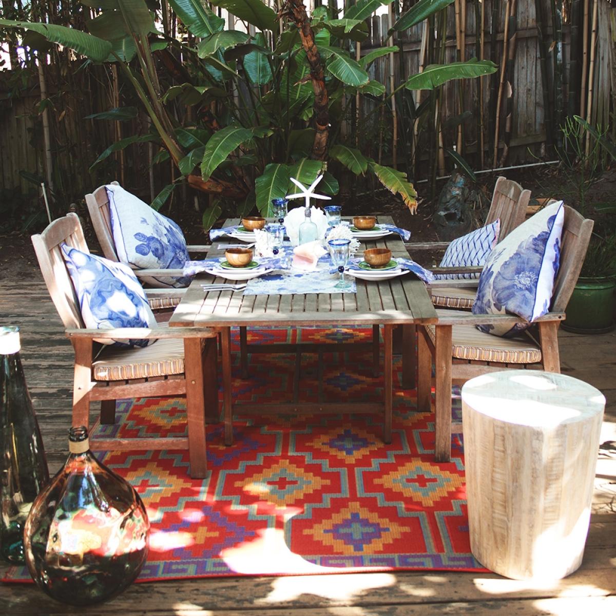 Fab Hab Lhasa Outdoor Rug in Orange, Violet & Red – image 3
