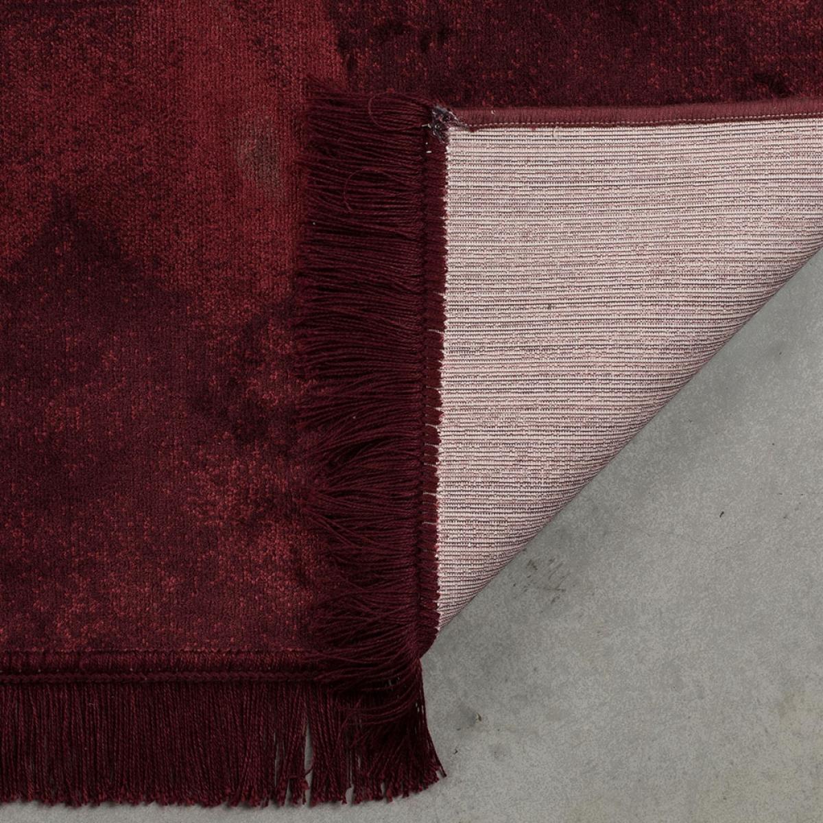 Bold Monkey Stitchy Roses Rug - 200cm x 300cm – image 6