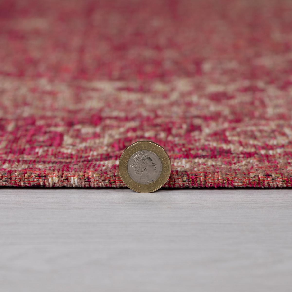 Mila Traditional Rug Mila Magenta – image 4