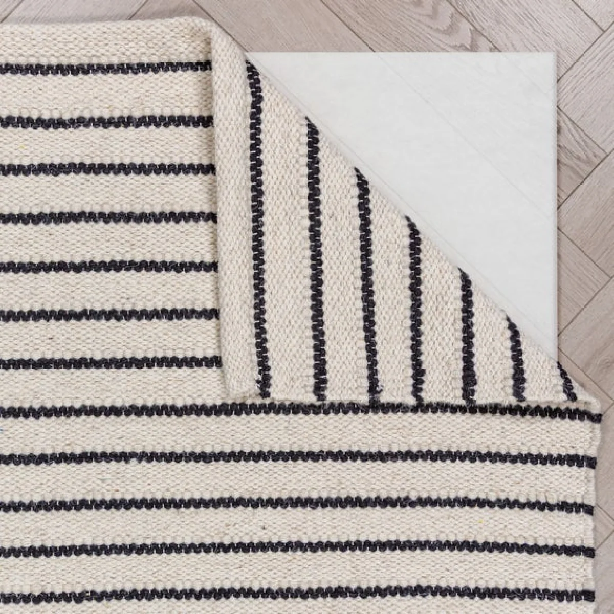 Seb Striped Wool Rug – image 3
