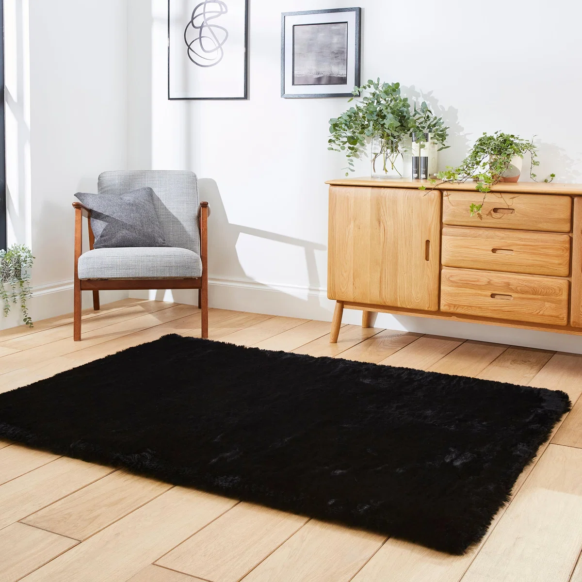 Super Teddy Rectangle Rug Black – image 1