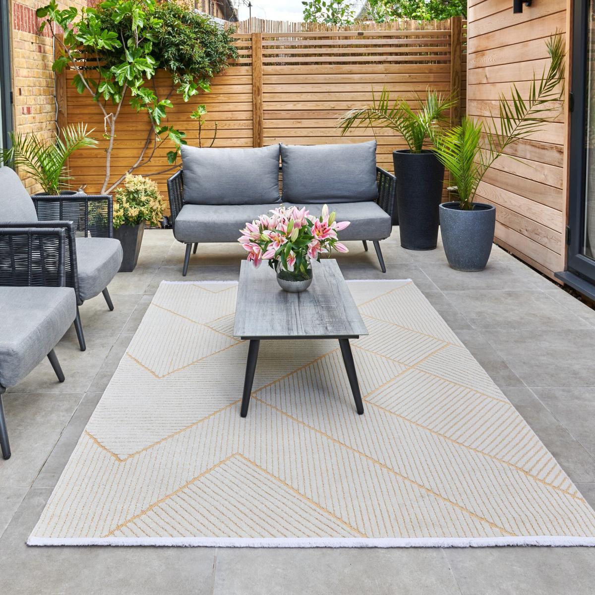 Jazz Chevron Indoor Outdoor Rug Jazz Amber – image 2
