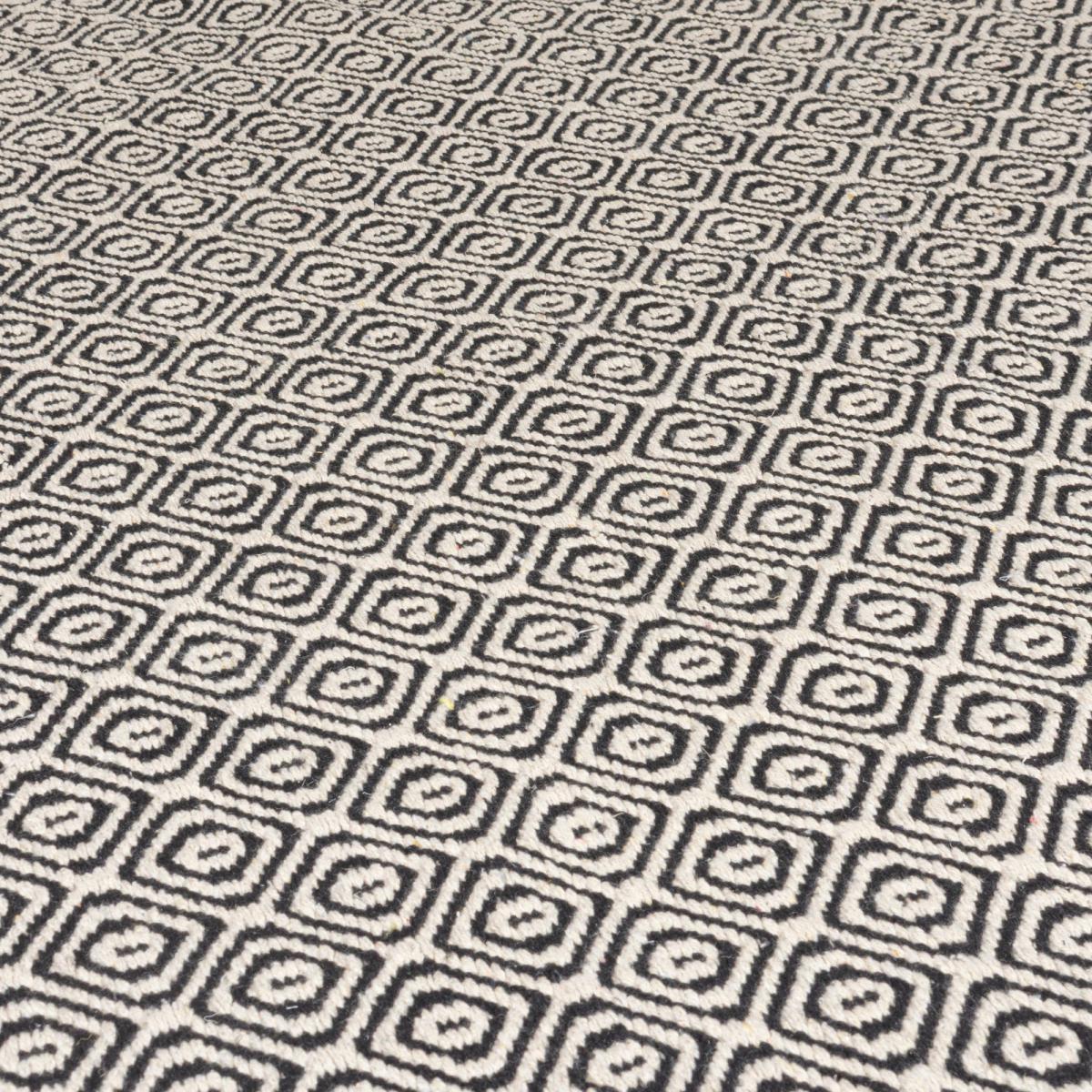 Diamond Weave Rug Green – image 8