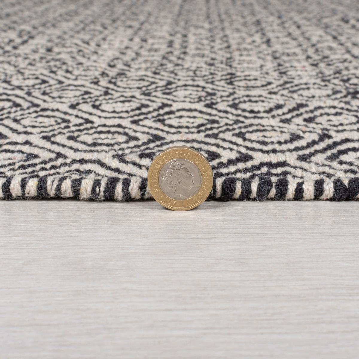 Diamond Weave Rug Green – image 10