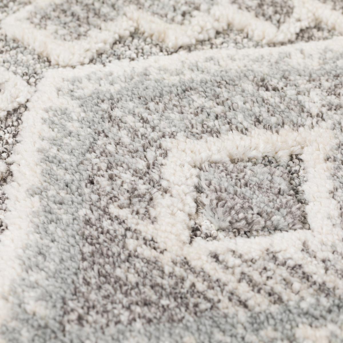 Victoria Geometric Rug Grey and White – image 5