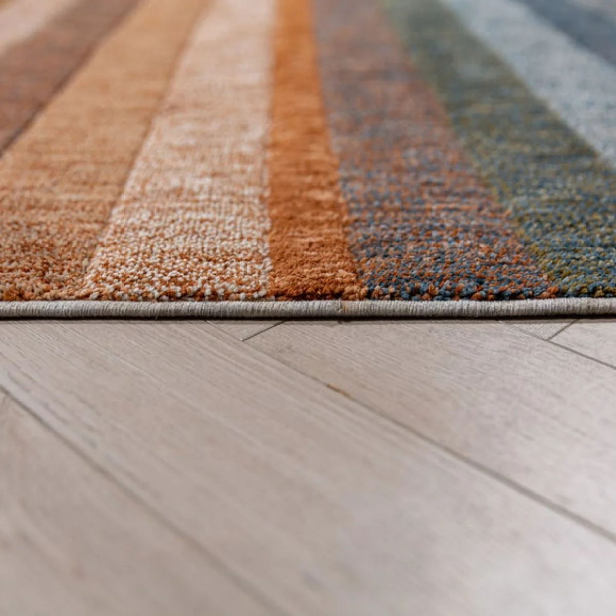Elias Stripe Modern Flatweave Rug – image 4