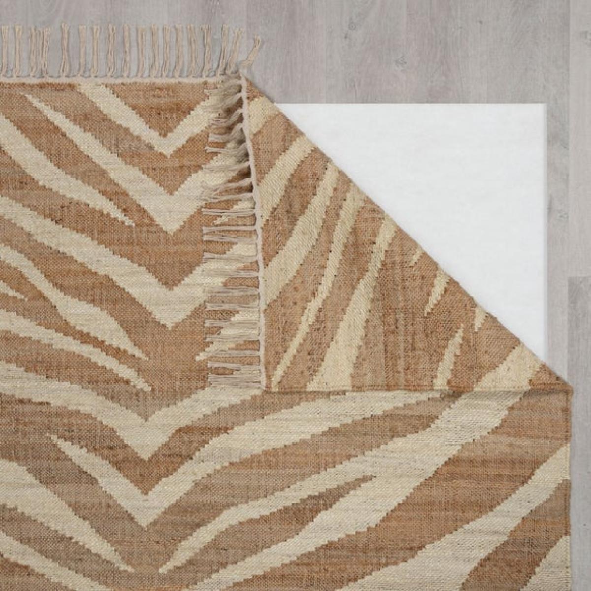Zebra Patterned Jute Rug – image 3
