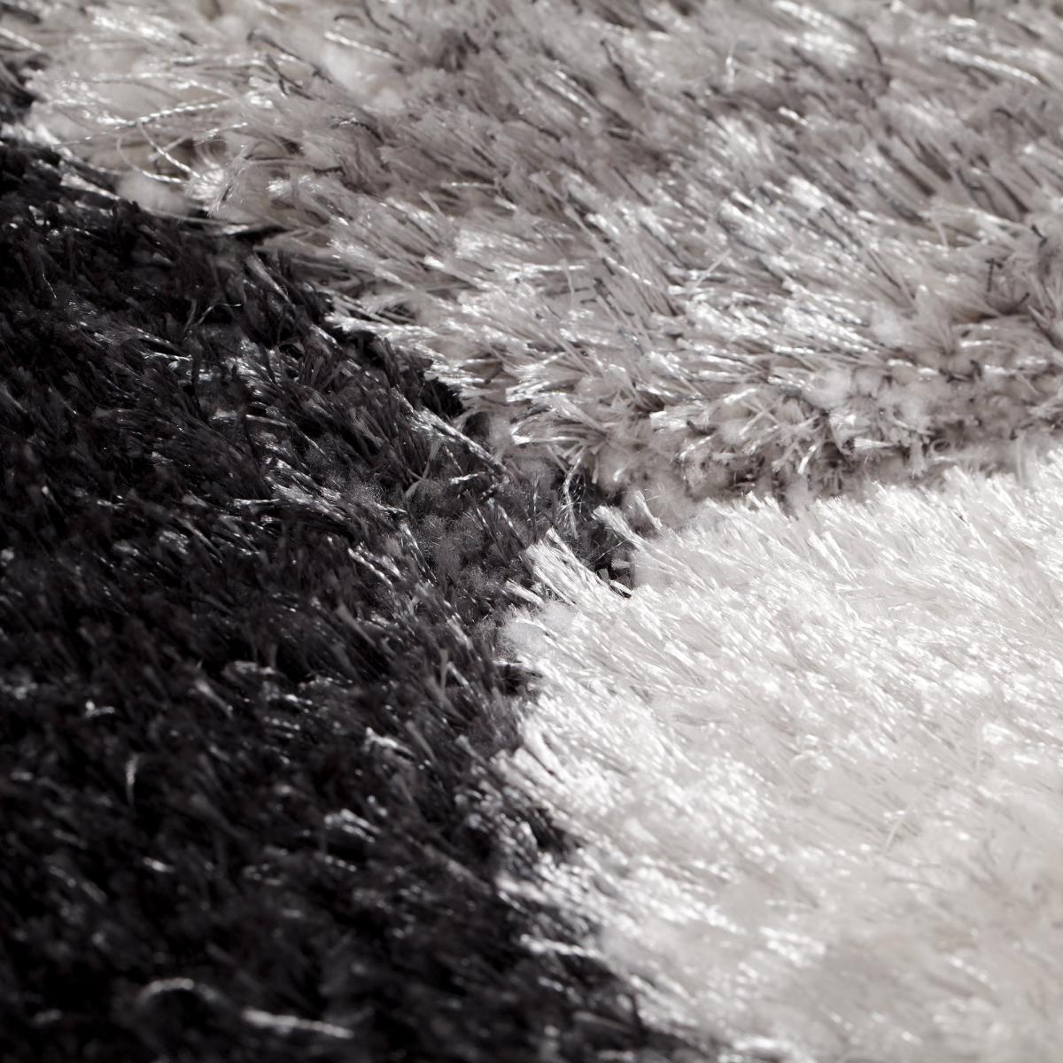 Lattice Rug Silver – image 3