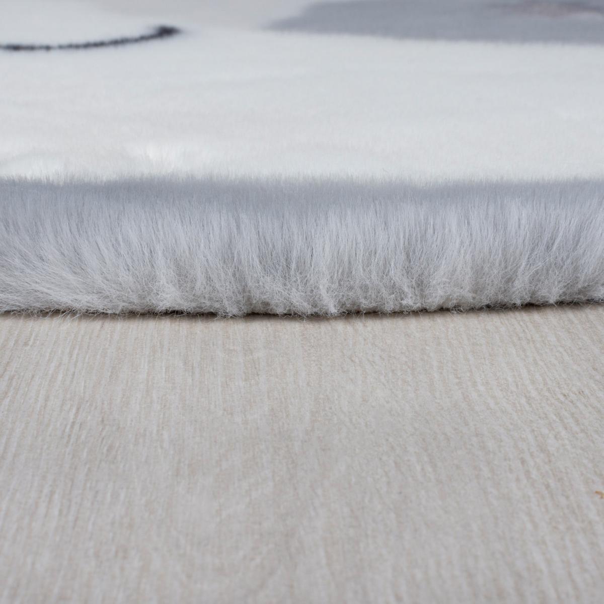 Mylo Moon Faux Fur Rug Grey – image 4