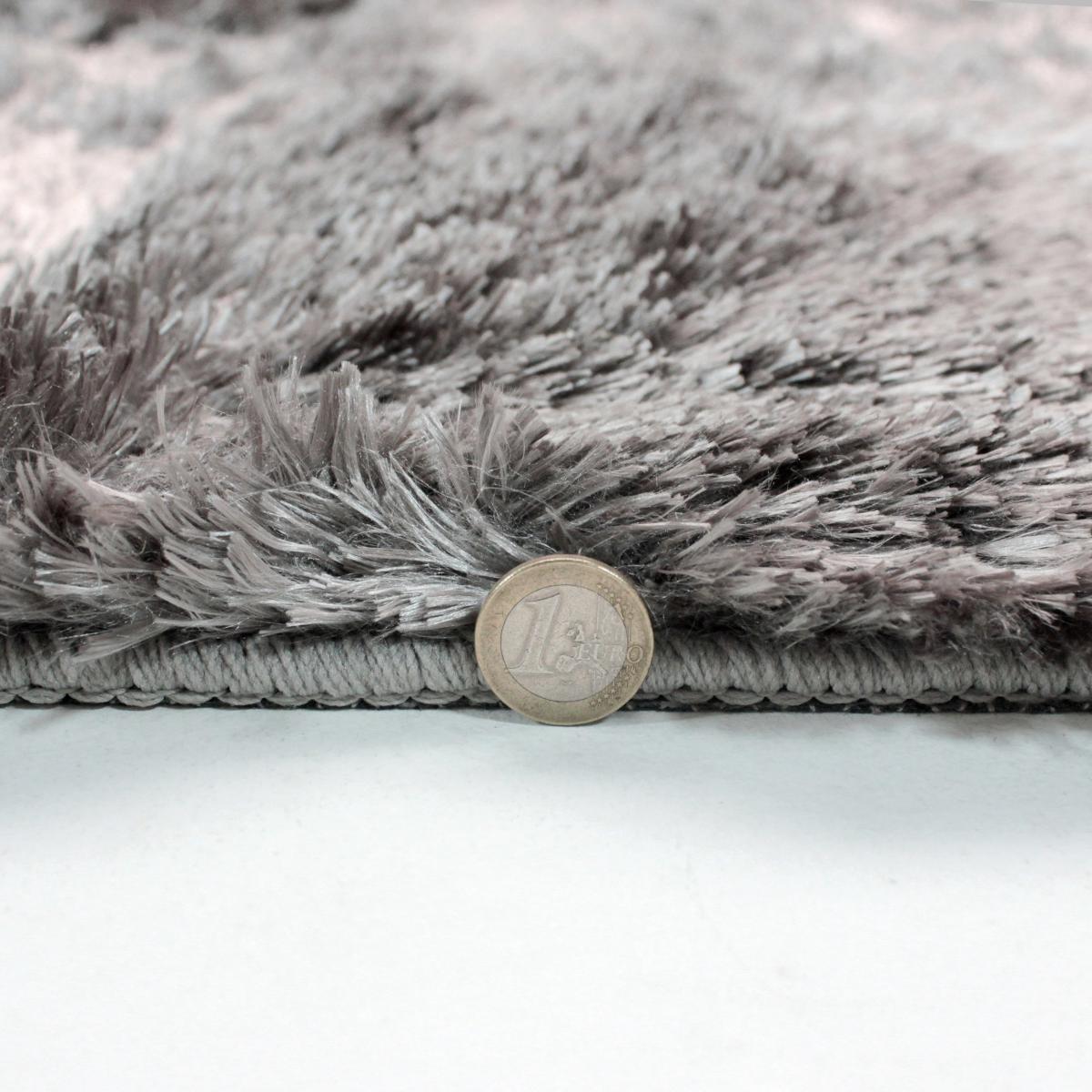 Serenity Rug Silver – image 4