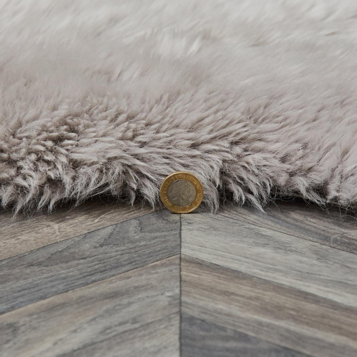 Quad Sheepskin Rug Sheepskin Tipped Grey – image 4