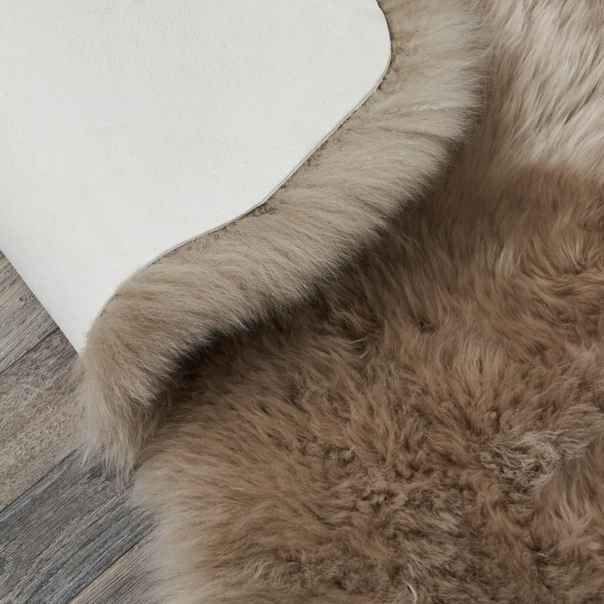 Quad Sheepskin Rug Sheepskin Tipped Grey – image 9