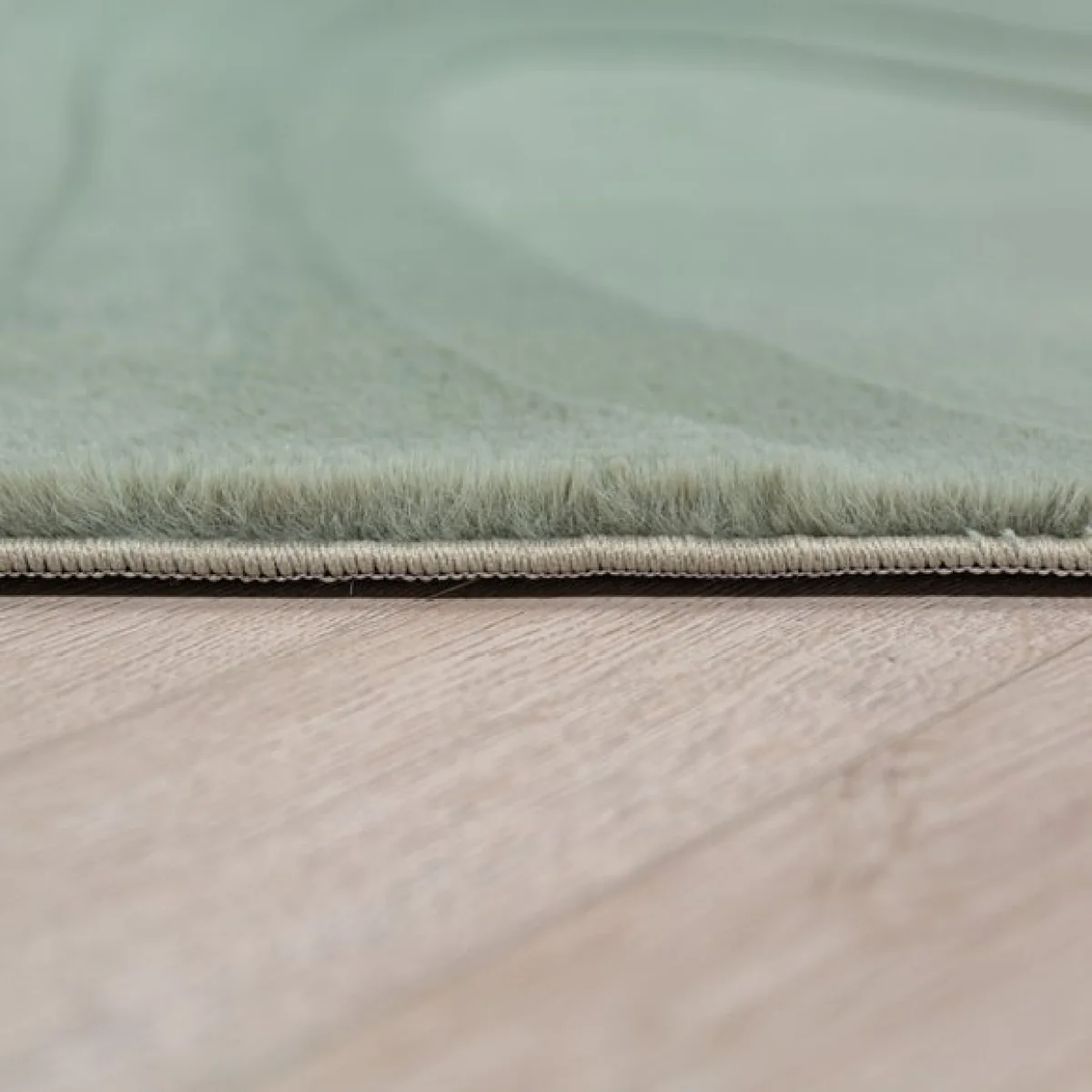 Neve Abstract Faux Fur Wave Rug – image 4