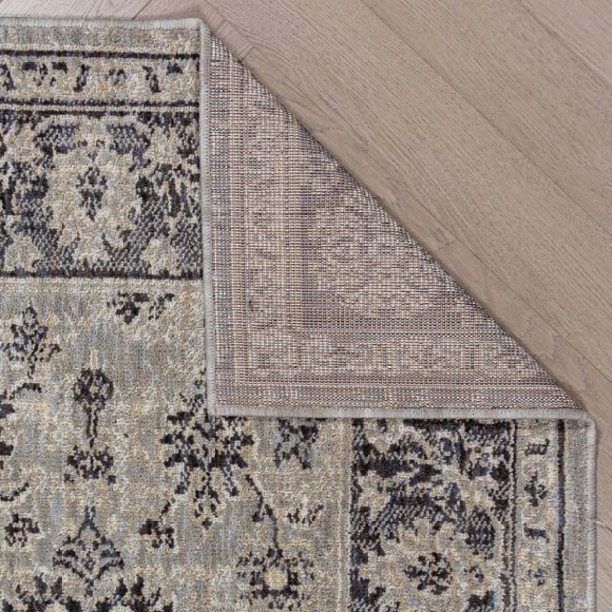 Celia Traditional Tonal Rug – image 3