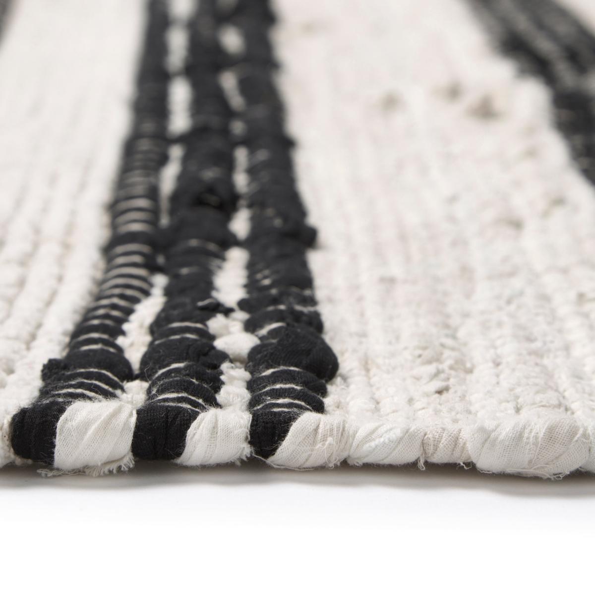 Woven Chindi Rug, Black Black – image 4