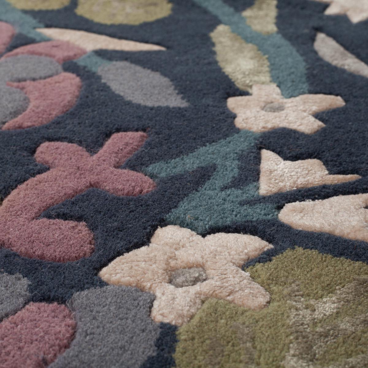 Charlotte Floral Wool Mix Rug Navy Blue, Green and Pink – image 3