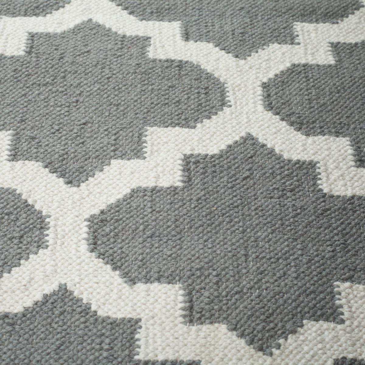 Sierra Trellis Flatweave Rug Grey and White – image 3