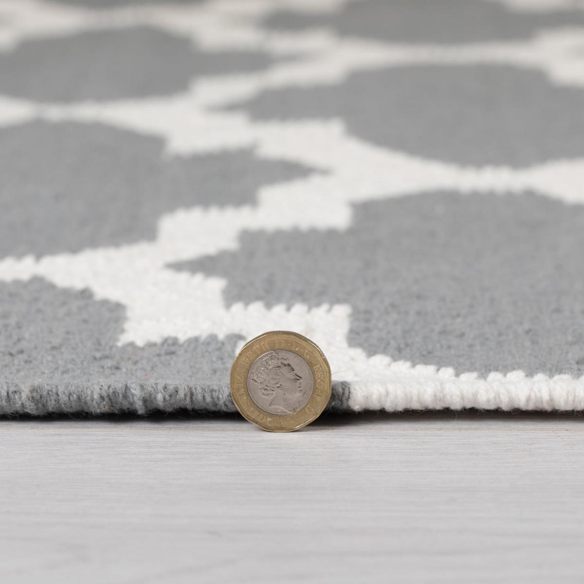 Sierra Trellis Flatweave Rug Grey and White – image 5