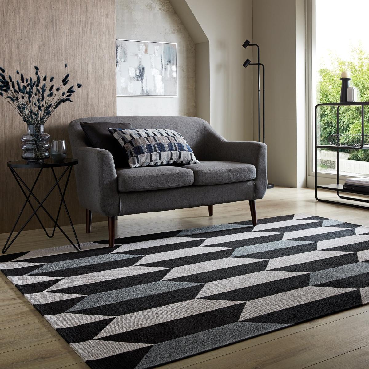 Industrial Geo Rug Pacific (Blue) – image 1