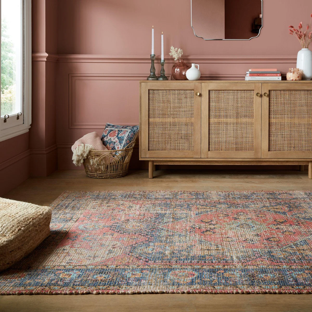 Dua Jute Traditional Rug Pink – image 1