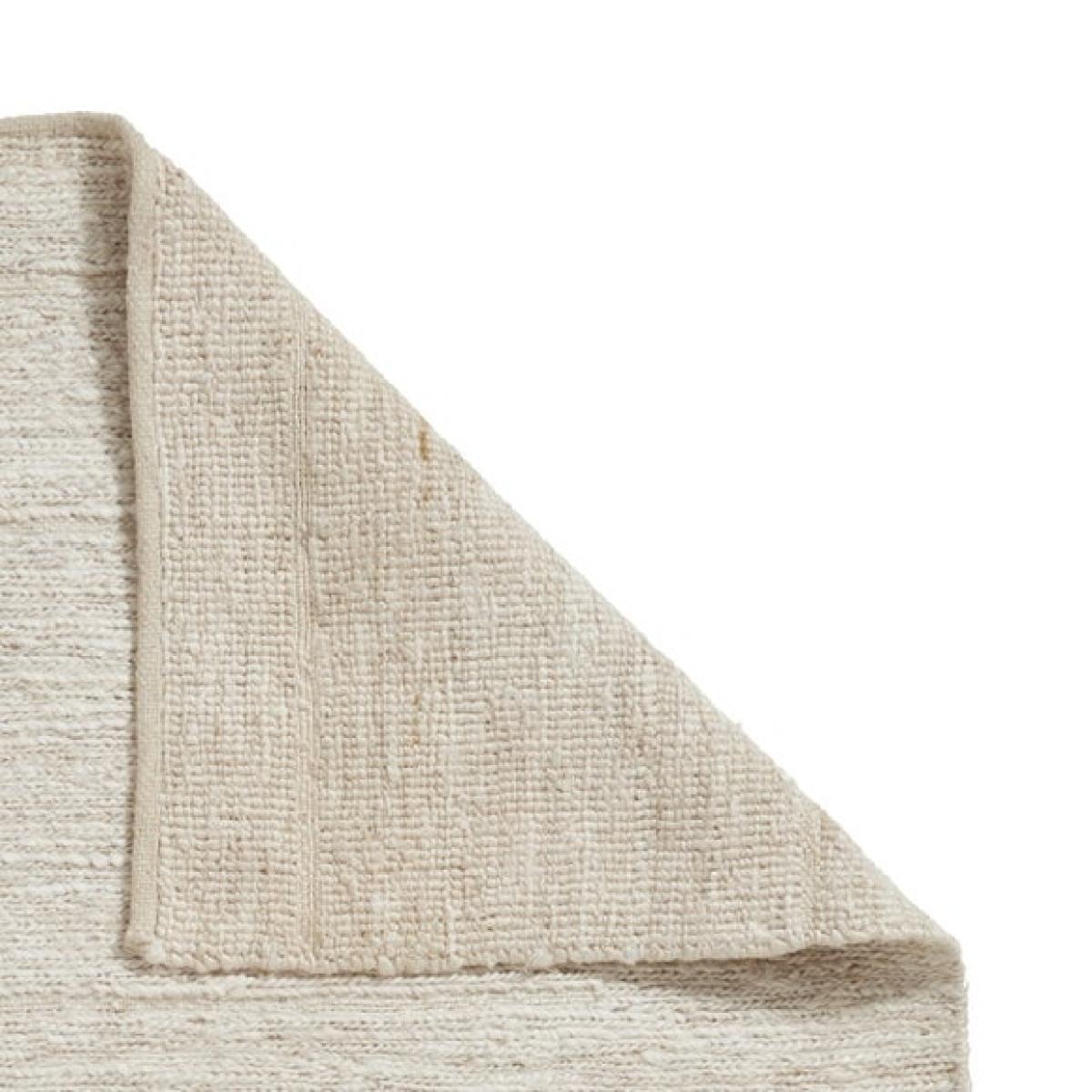 Waylon Plain Rug – image 3