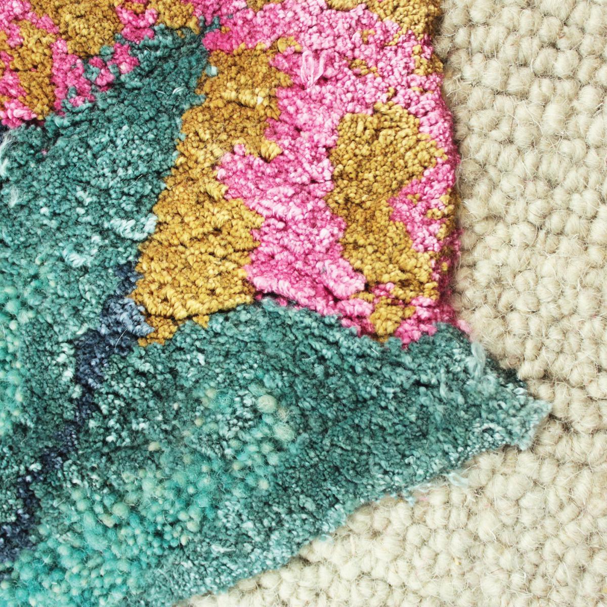 Iris Rug Pink – image 3