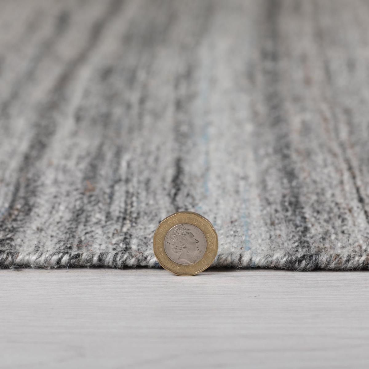 Masma Flatweave Rug Silver – image 5