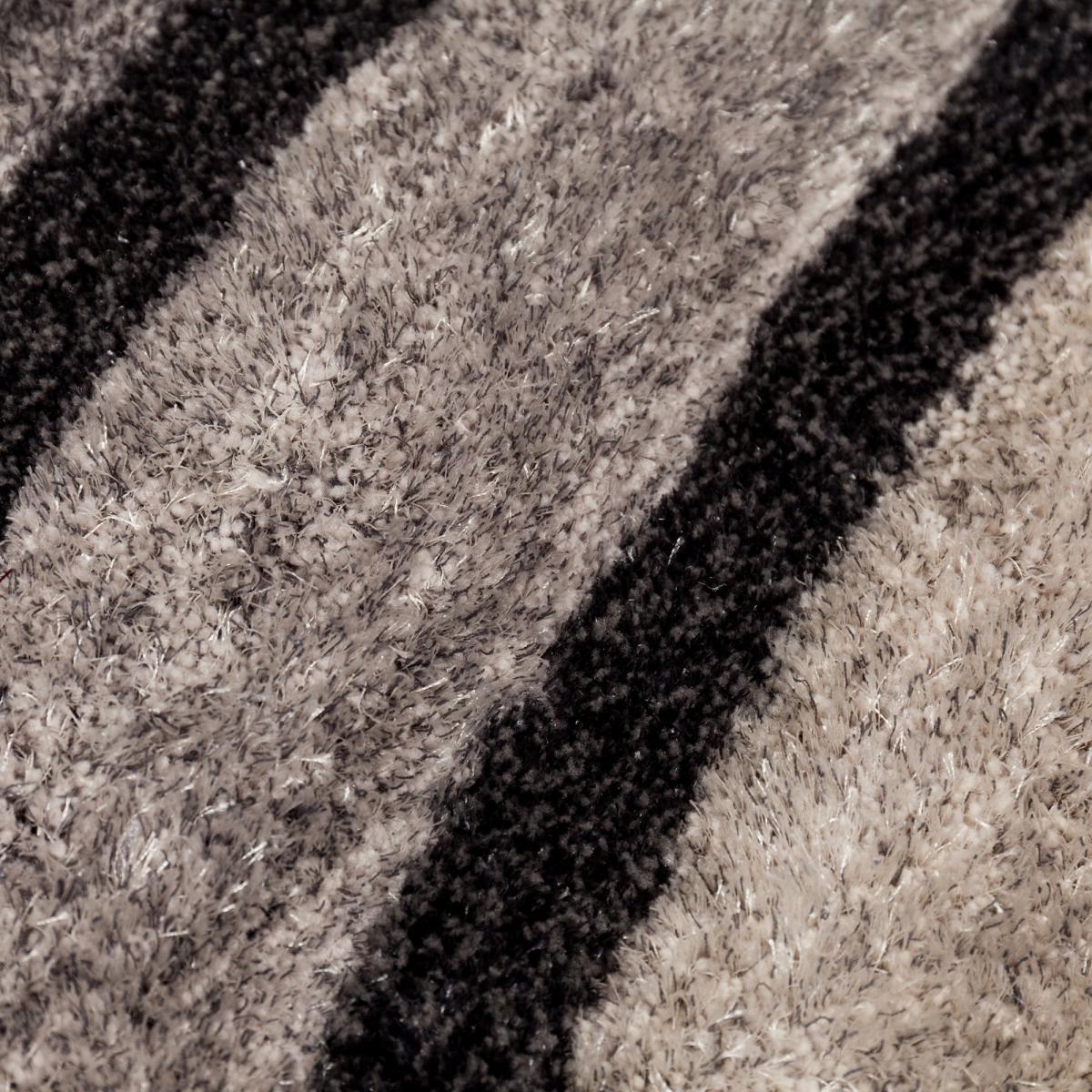 Hexagon Rug Grey – image 3