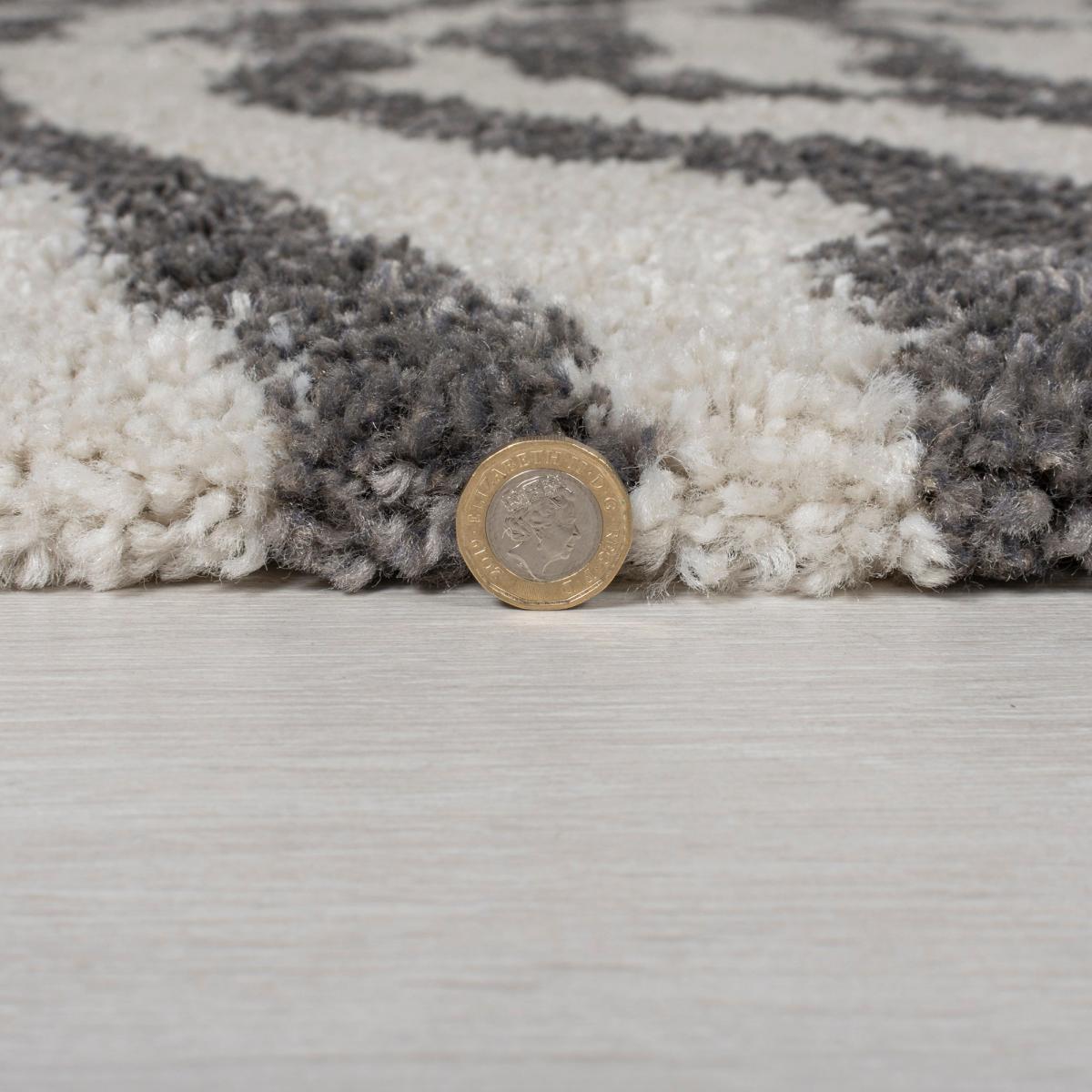 Zebra Berber Rug Black and white – image 4