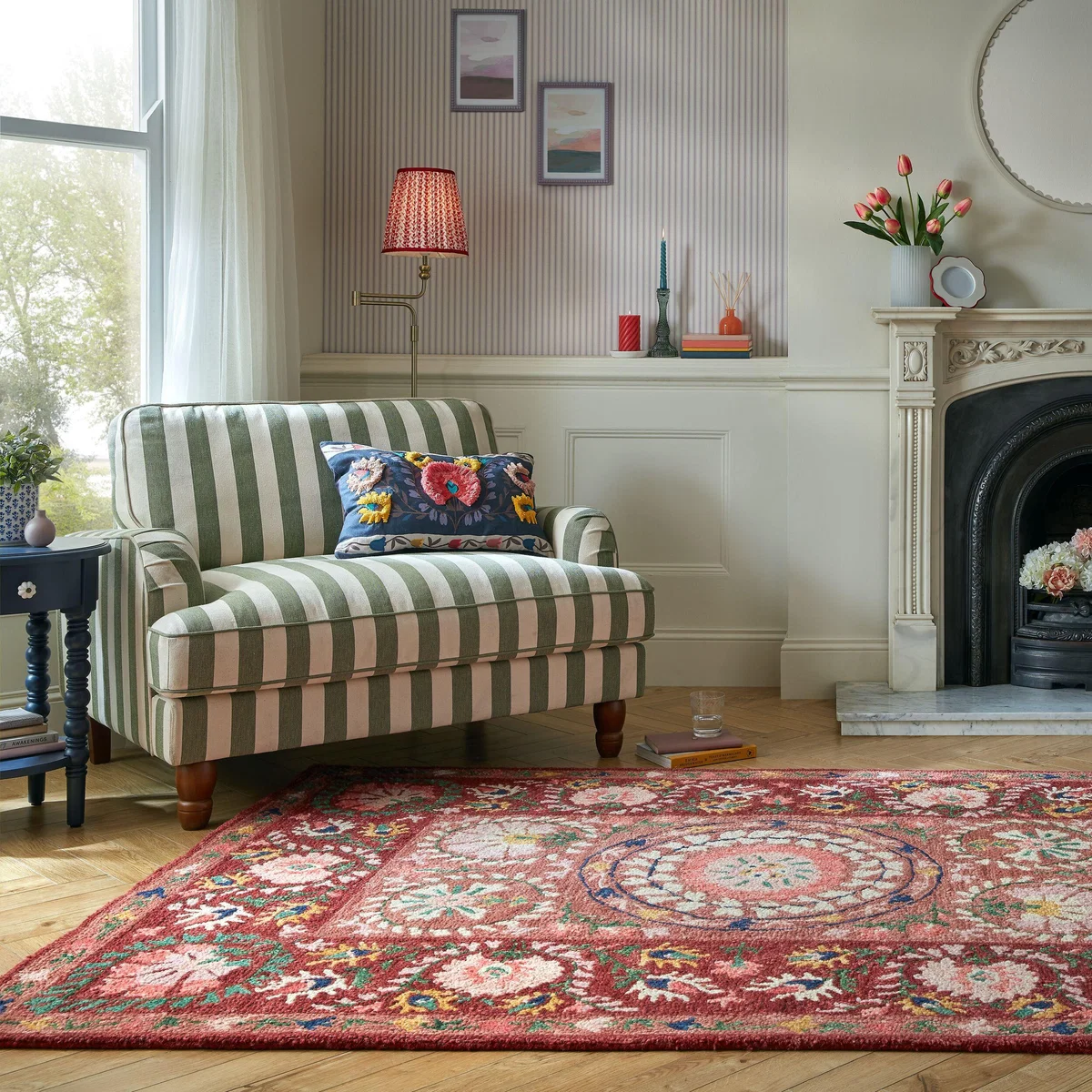 Hani Floral Wool Rug – image 2