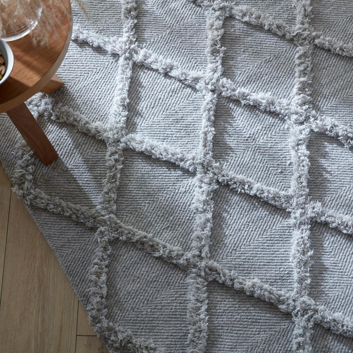 Thea Fringe Rug Silver – image 6